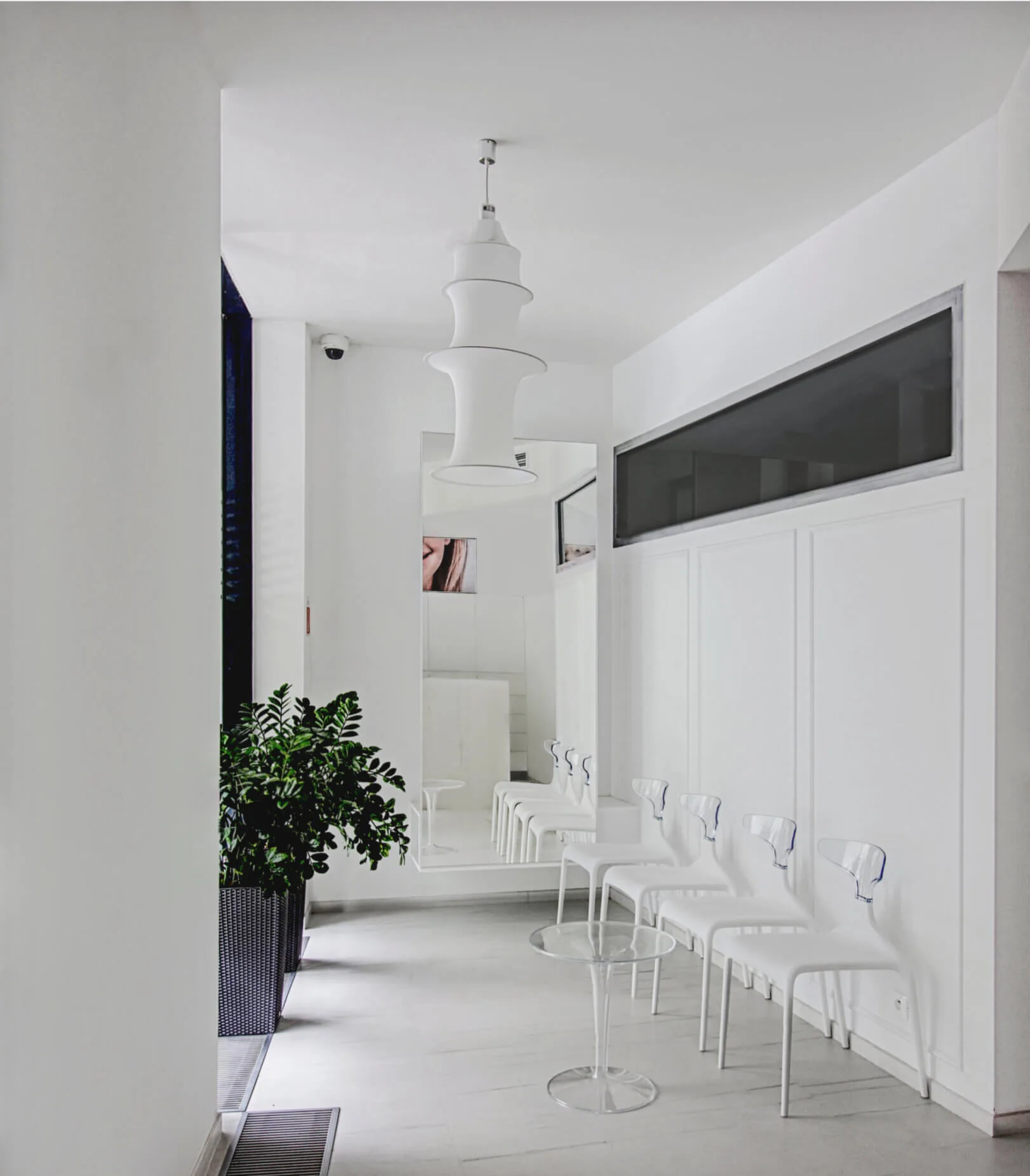 Interiérový dizajnér, návrh interiéru | Linea Design - návrh interiéru zubnej kliniky v minimalistickom štýle a bielych odtieňoch